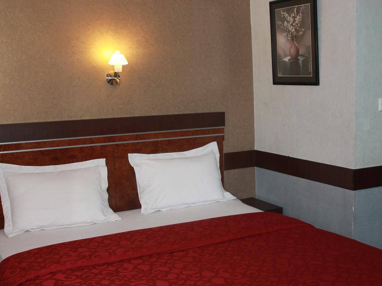 โฮเต็ล เมนารา เล็กซัส Hotel เมดาน ภายนอก รูปภาพ