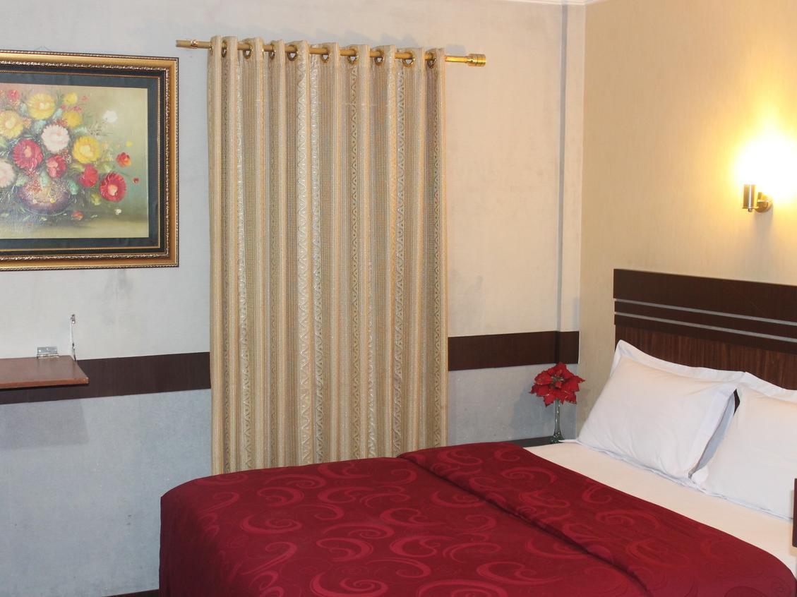 โฮเต็ล เมนารา เล็กซัส Hotel เมดาน ภายนอก รูปภาพ