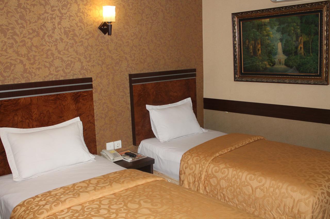 โฮเต็ล เมนารา เล็กซัส Hotel เมดาน ภายนอก รูปภาพ